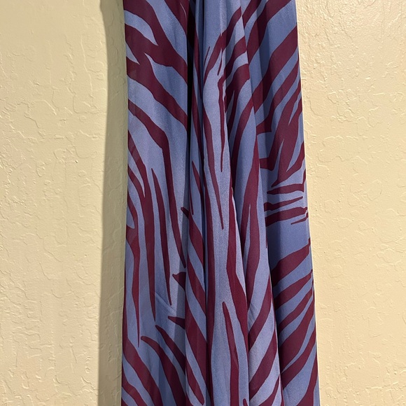 Beautiful Coverup Dress NWOT - Picture 2 of 12